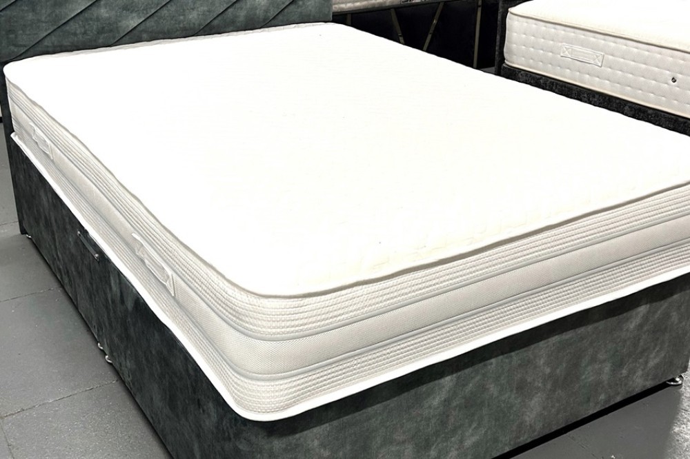 Naples Orthopaedic/memory Mattress